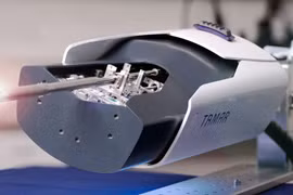 Hệ thống nội soi robot nhỏ nhất và chính xác nhất thế giới để phẫu thuật não xâm lấn tối thiểu. Ảnh NoCamels