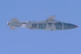Bom lượn thông minh JDAM. Ảnh Military Ukraine. 