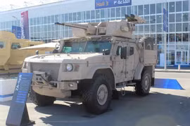 Xe bọc thép ZA-SpN Titan. Ảnh Army Recognition.