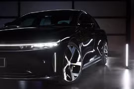 Nguyên mẫu xe Air Midnight Dream của công ty Lucid tại triển lãm ô tô IAA 2023 Munich. Đức. Ảnh Lucid