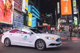 Xe tự hành Mobileye trên đường phố NewYork. Ảnh Video Mobileye.