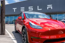 Tesla sẽ đầu tư 1 tỉ USD xây dựng một siêu máy tính trong dự án "Project Dojo" phát triển công nghệ xe tự lái. Ảnh Electrek