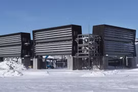 Nhà máy Climeworks thu giữ khí CO2 từ khí quyển, chuyển đổi thành đá và lưu trữ dưới lòng đất. Ảnh CNBC.