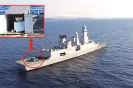 Hải quân Pháp thử nghiệm vũ khí Laser HELMA-P từ khu trục hạm Horizon. Ảnh Naval News