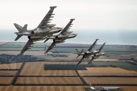 Cường kích chiến trường Su-25, Ảnh Rusvesna