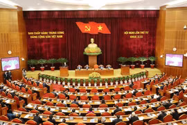 Sáng 4/10/2021, Hội nghị lần thứ tư Ban Chấp hành Trung ương Đảng khóa XIII đã khai mạc trọng thể tại thủ đô Hà Nội. Tổng Bí thư Nguyễn Phú Trọng chủ trì, phát biểu khai mạc hội nghị (Ảnh: TTXVN)