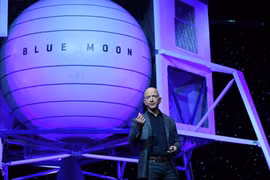 Tỉ phú Jeff Bezos