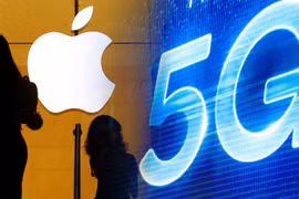 Apple đang nỗ lực để bù đắp khoảng thời gian bị gián đoạn sản xuất và phát hành iPhone 5G sớm nhất có thể. (Ảnh: Nikkei Asian Review)