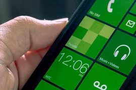 Thiết kế hệ điều hành của Windows Phone chưa bao giờ lỗi mốt (Ảnh: XDA-Developers)