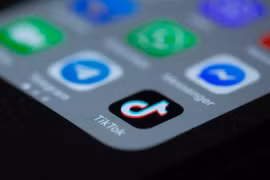 Ủy ban EU yêu cầu các nhân viên xóa TikTok trên các thiết bị cá nhân vì những lo ngại an ninh mạng (Ảnh: Tech Spot)