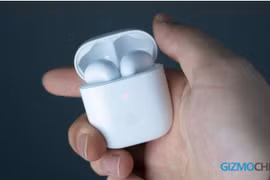 Realme Buds Air có thiết kế chẳng khác gì chiếc AirPods (Ảnh: Gizmochina)