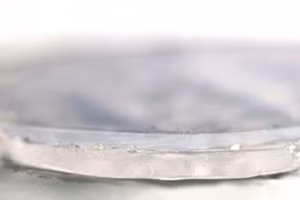 Vật liệu giúp giữ lạnh mà không cần dùng điện (Ảnh: Input Mag)