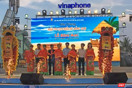 Chiều tối hôm qua (27/4), ngành du lịch Đà Nẵng đã chính thức khởi động Mùa du lịch biển Đà Nẵng 2018 với nhiều hoạt động hấp dẫn.