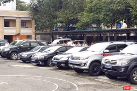 UBND TP Đà Nẵng vừa chỉ đạo tạm dừng chủ trương mua sắm, điều chuyển, bán xe ô tô của các cơ quan, tổ chức, đơn vị. 