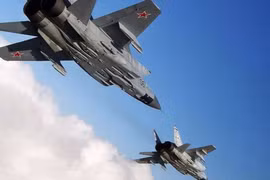 Nga sẽ điều 4 máy bay chiến đấu hộ tống Tổng thống Assad tới Iran. Ảnh: Orient News
