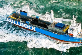 Tàu vận tải Rolldock Star vận chuyển tàu ngầm. Ảnh: Tập đoàn Rolldock