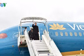 Hình ảnh Thủ tướng Nguyễn Tấn Dũng tới Paris