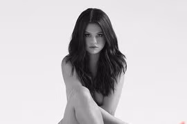 Selena khỏa thân 100% cho bìa album mới của cô