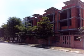Đằng sau sự phát triển “nóng” của khu Đông