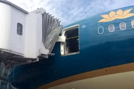 Đá Chữ Thập thuộc quần đảo Trường Sa của Việt Nam đang bị Trung Quốc chiếm đóng và bồi lấp trái phép. (Nguồn: DPA)