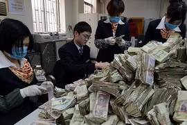 Thu ngân sách 8 tháng chỉ bằng 63,5% dự toán năm