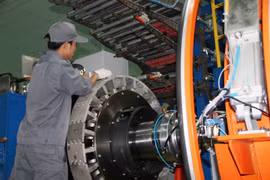 Số doanh nghiệp gặp khó khăn phải tạm ngưng kinh doanh trong 11 tháng qua tăng cao - Ảnh minh họa: Quốc Hùng