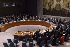 Hội đồng Bảo an Liên Hiệp Quốc họp và thông qua tiến trình hòa bình cho Syria hôm 18-12 (Ảnh: AFP) 