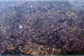 Thành phố Phúc Yên nhìn từ máy bay. Ảnh: VGP