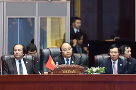 Thủ tướng Nguyễn Xuân Phúc tại Hội nghị cấp cao ASEAN - Trung Quốc. 