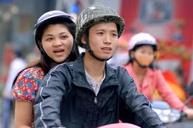 Sốc với tin: Người thị lực hai mắt dưới 4/10 không được phép lái xe máy
