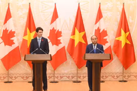 Thủ tướng Nguyễn Xuân Phúc và Thủ tướng Canada Justin Trudeau tại họp báo. Ảnh: VGP