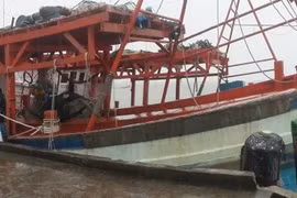 Tàu cá Kiên Giang bị tàu vũ trang Thái Lan tấn công hôm 11-9 khiến ngư dân Ngô Văn Sinh thiệt mạng - Ảnh: Khoa Nam