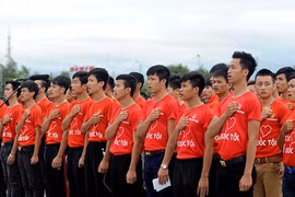 Quốc ca vang khắp Hà Nội