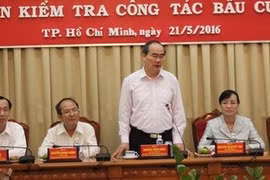 Chiều 21/5, ông Nguyễn Thiện Nhân, Chủ tịch Ủy ban Trung ương MTTQ Việt Nam, Phó Chủ tịch Hội đồng Bầu cử Quốc gia đã đến kiểm tra công tác bầu cử tại TP HCM. Báo cáo tại buổi làm việc, Giám đốc Sở Nội vụ TP Trương Văn Lắm cho biết tính đến ngày 9/5, số 