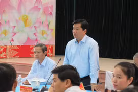Bí thư Đinh La Thăng tại cuộc họp - Ảnh: Trung Hiếu