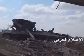 Video phiến quân Huthis tập kích nổ tung tăng, thiết giáp Arab Saudi