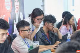 Vòng thi Chung khảo Sinh viên với An toàn thông tin ASEAN 2022 10 đội Việt Nam và 10 đội thuộc 6 nước ASEAN khác.