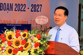 Chủ tịch nước Võ Văn Thưởng tham dự Lễ Khai giảng năm học mới tại trường Phổ thông dân tộc bán trú Tiểu học và Trung học cơ sở Thung Nai, huyện Cao Phong (Hòa Bình) năm 2022 - Ảnh: TTXVN