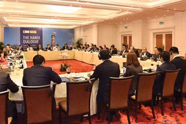 Các nhà đầu tư quốc tế cho rằng, doanh nghiệp trên sàn niêm yết Việt Nam cần cải thiện sự minh bạch và chất lượng quản trị, còn nhà quản lý cần mở rộng không gian đầu tư cho khối ngoại.