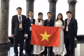 Đoàn thí sinh Việt Nam tại Olympic Sinh học quốc tế lần thứ 29. (Ảnh: Dân trí)