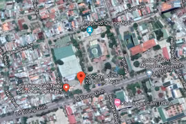 CTCP May 28 Quảng Ngãi tọa lạc tại số 121 Lê Trung Đình, một vị trí "vàng" tại trung tâm Tp. Quảng Ngãi.
