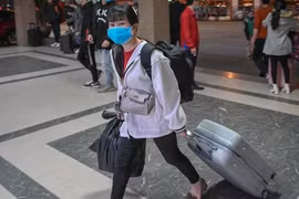 Một số tỉnh thành ra thông báo quy định về cách ly đối với bà con về quê ăn Tết.