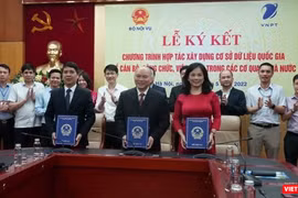 Bộ Nội vụ cho rằng CSDL quốc gia này sẽ tạo thuận lợi cho công tác kê khai tài sản, thu nhập,... góp phần nâng cao hiệu quả công tác quản lý cán bộ, công chức, viên chức.