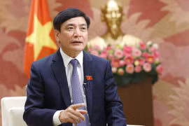 Tổng Thư ký Quốc hội, Chủ nhiệm Văn phòng Quốc hội Bùi Văn Cường làm Trưởng ban Ban Chỉ đạo xây dựng và thực hiện Đề án Quốc hội điện tử.
