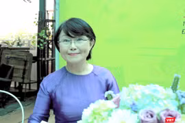 Nhà văn Trần Thùy Mai trong chuyến về TP.HCM giao lưu với độc giả mới đây