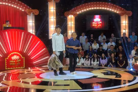 Sau "Người bí ẩn", bà Tân Vlog sẽ thực sự dấn thân vào showbiz khi chinh phục thêm "Thách thức danh hài"? 