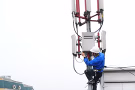 Đến cuối năm ngoái, 100% doanh nghiệp viễn thông trên địa bàn Hà Nội đã cung cấp dịch vụ thông tin di động 4G. Ảnh: MobiFone.