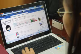 Gần đây xuất hiện hiện tượng nhiều video clip xấu độc, vi phạm pháp luật Việt Nam đã bị Google chặn, hạ trên Youtube theo yêu cầu của Bộ TT&TT được xuất hiện, lan truyền lại trên Facebook. Ảnh minh họa: Quốc Huy
