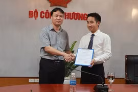 Ông Vũ Hùng Sơn vừa được tiếp nhận sang làm Phó chánh văn phòng Ban 389. Ảnh: Bộ Công thương.