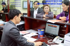Nhiều ý kiến cho rằng ứng dụng Chính phủ điện tử chính là một cuộc cách mạng trong mối quan hệ giữa chính phủ và công dân nhờ sử dụng công nghệ.